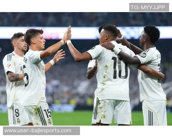 最佳拍档居莱尔与姆巴佩连线助攻创佳绩展现默契配合 最佳拍档居莱尔与姆巴佩连线助攻创佳绩展现默契配合